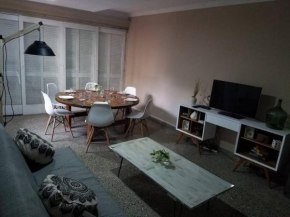 Dpto 42. Departamento , piso entero en el centro